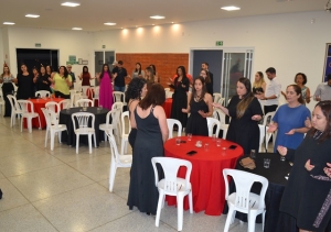 JANTAR ESPECIAL DO DIA DAS MÃES NO ROTARACT CLUB ‘NOVAS GERAÇÕES’