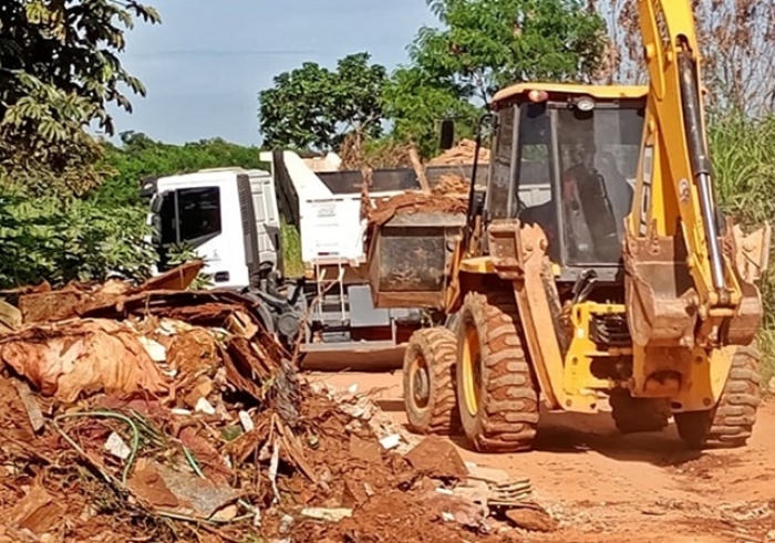 SEMOP TRABALHA NESTE SÁBADO NOS LOCAIS MAIS CRÍTICOS DA CIDADE E ÁREA RURAL