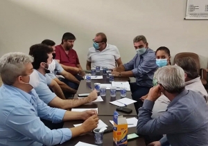 PREFEITOS DA AMAPAR DECIDEM ACOMPANHAR DECRETO DE PATOS DE MINAS; PATROCÍNIO NÃO COMPARECEU