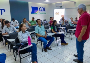 COM O APOIO DA SLO E BASSO PANCOTTE, COOPA REALIZA PALESTRA TÉCNICA NA ÁREA DE ENSILAGEM PARA COLABORADORES E PARCEIROS