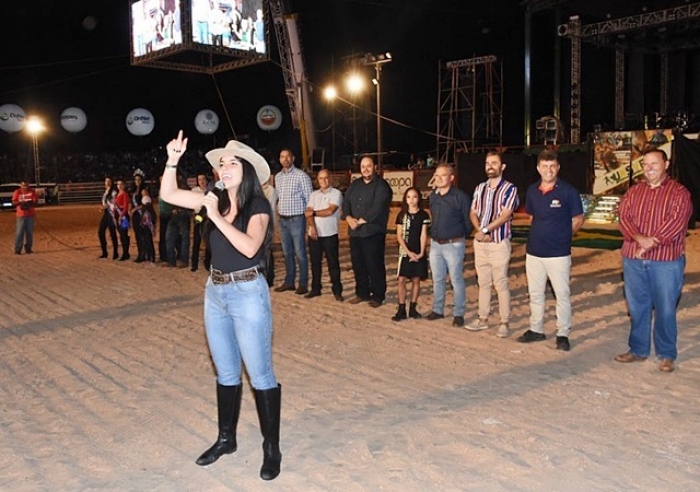 BLOCO DA SITUAÇÃO NA CÂMARA SE AUSENTA NA ARENA DO RODEIO