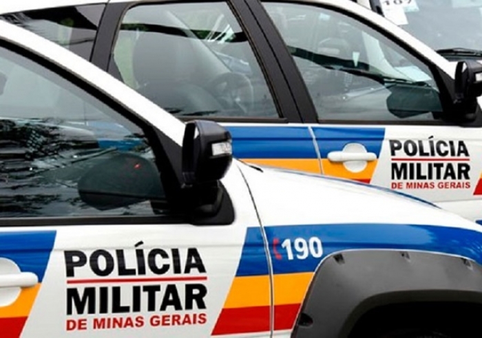 POLÍCIA MILITAR APREENDE MENORES E PRENDE RECEPTADOR POR ROUBO DE CELULAR