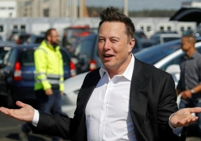 ELON MUSK MANIFESTOU DESEJO DE INVESTIR EM PATROCÍNIO