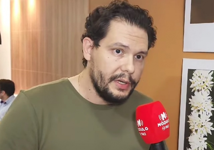 GUSTAVO BRASILEIRO ABORDA TEMAS IMPORTANTES EM ENTREVISTA À MÓDULO FM