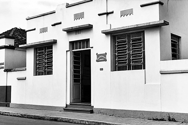 BIBLIOTECA MUNICIPAL DE PATROCÍNIO: 88 ANOS GUARDANDO HISTÓRIAS, SONHOS E AMOR PELA LEITURA